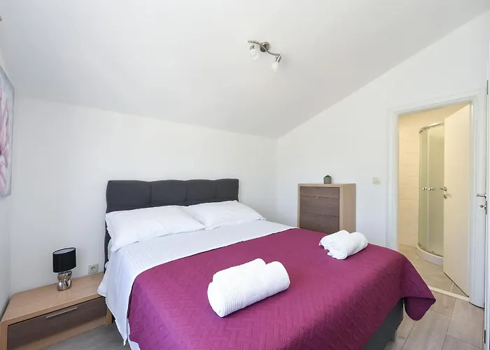 Magas With Private Pool Apartman