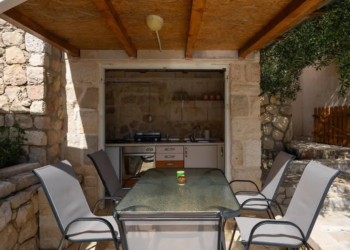 Magas With Private Pool